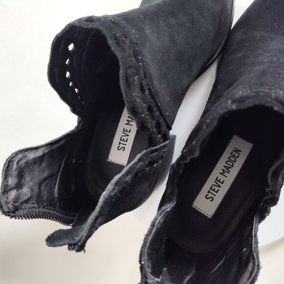 Steve Madden Java Suede Black Ankle Boots Size 6 Laser Cut Design V-Cut Side Zip - Picture 8 of 10